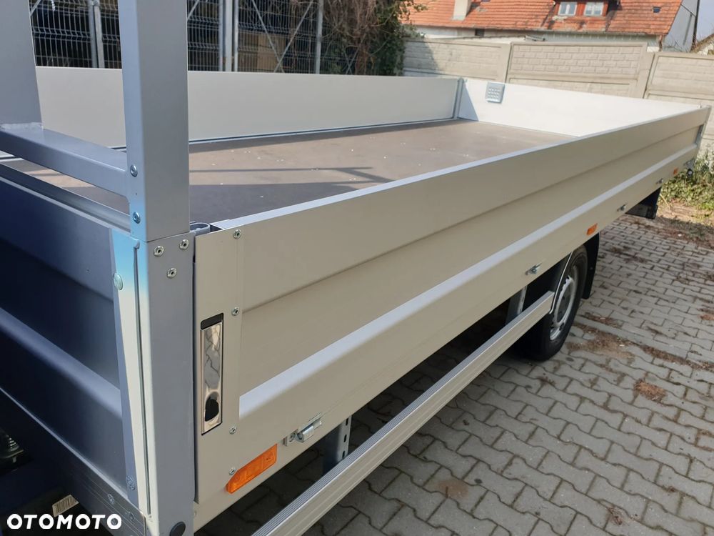 Mercedes-Benz Sprinter - 17