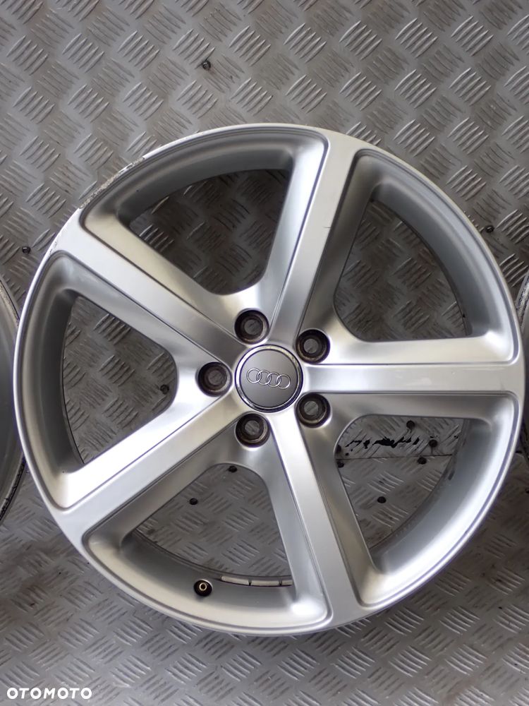FELGI ALUMINIOWE AUDI 8JX19  ET 39  5X112  8R0601025 L - 5