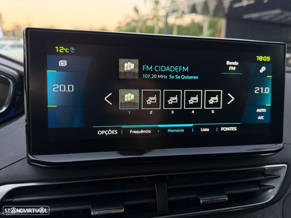 Peugeot 3008 1.6 Hybrid Allure e-EAT8 - 39