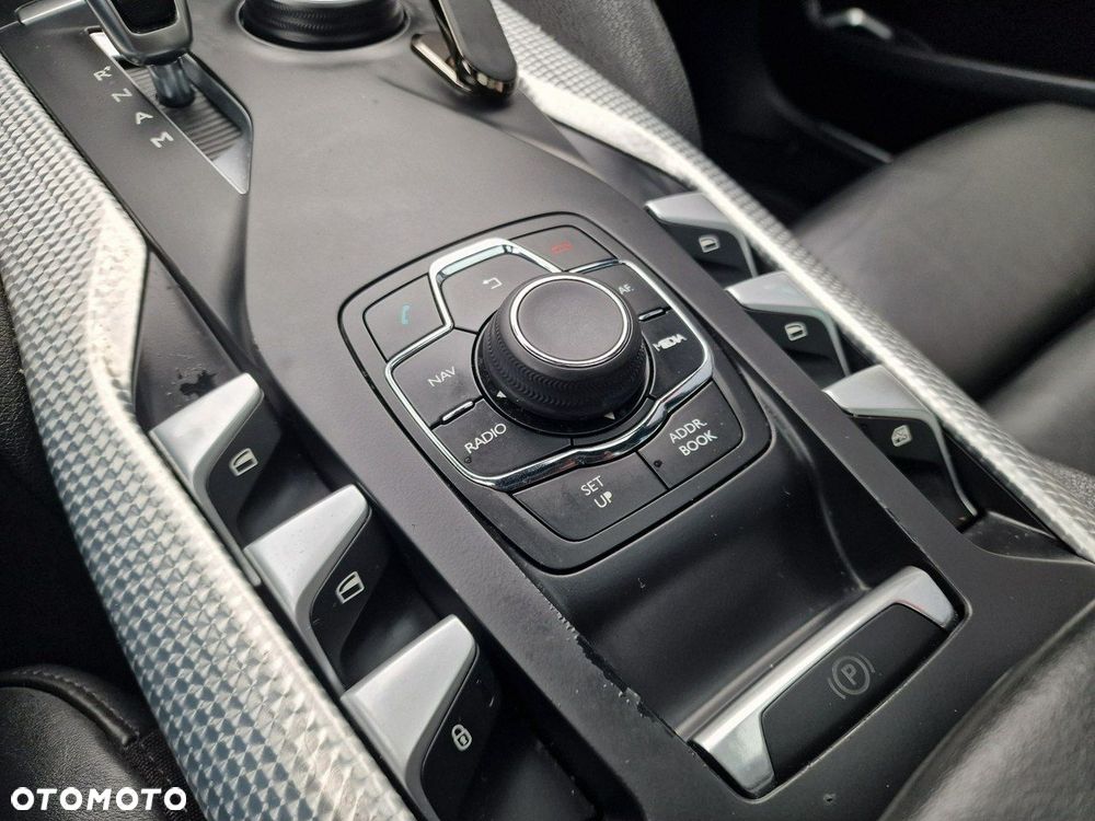 Citroën DS5 2.0 HDi Hybrid4 SportChic MCP - 35