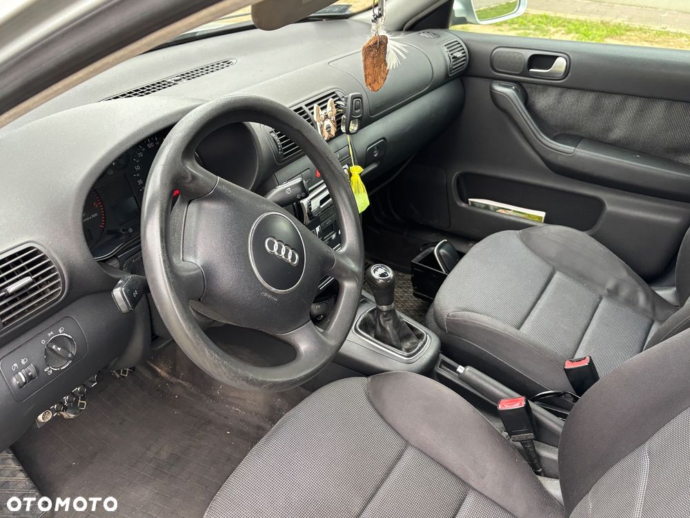 Audi A3 Sportback - 8