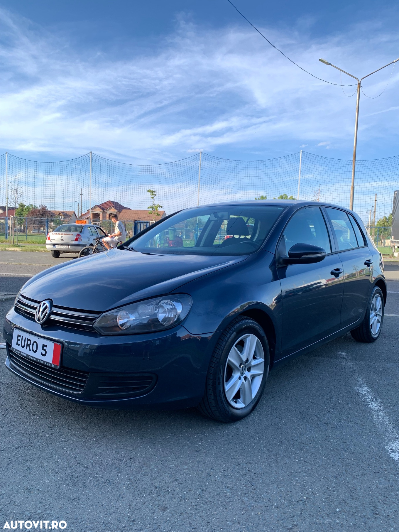 Volkswagen Golf 1.6 Comfortline - 6