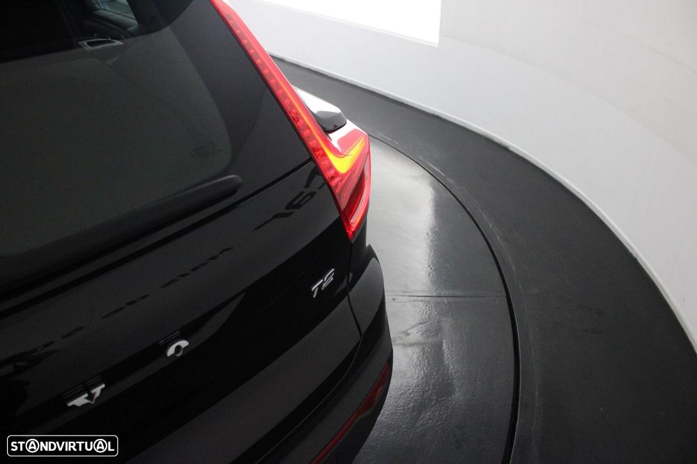 Volvo XC 40 1.5 T2 Momentum Core — fotografia 36