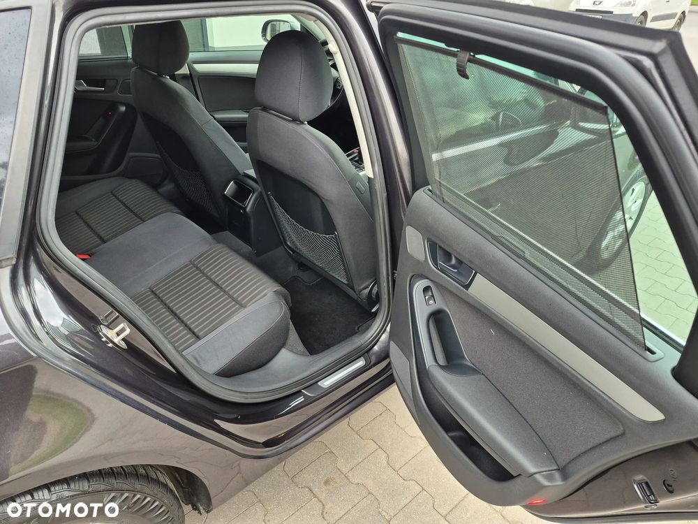 Audi A4 Avant - 11