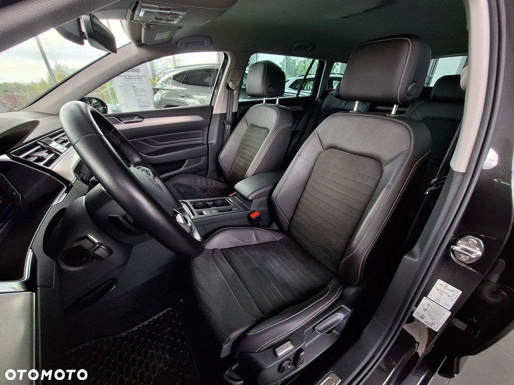 Volkswagen Passat - 21