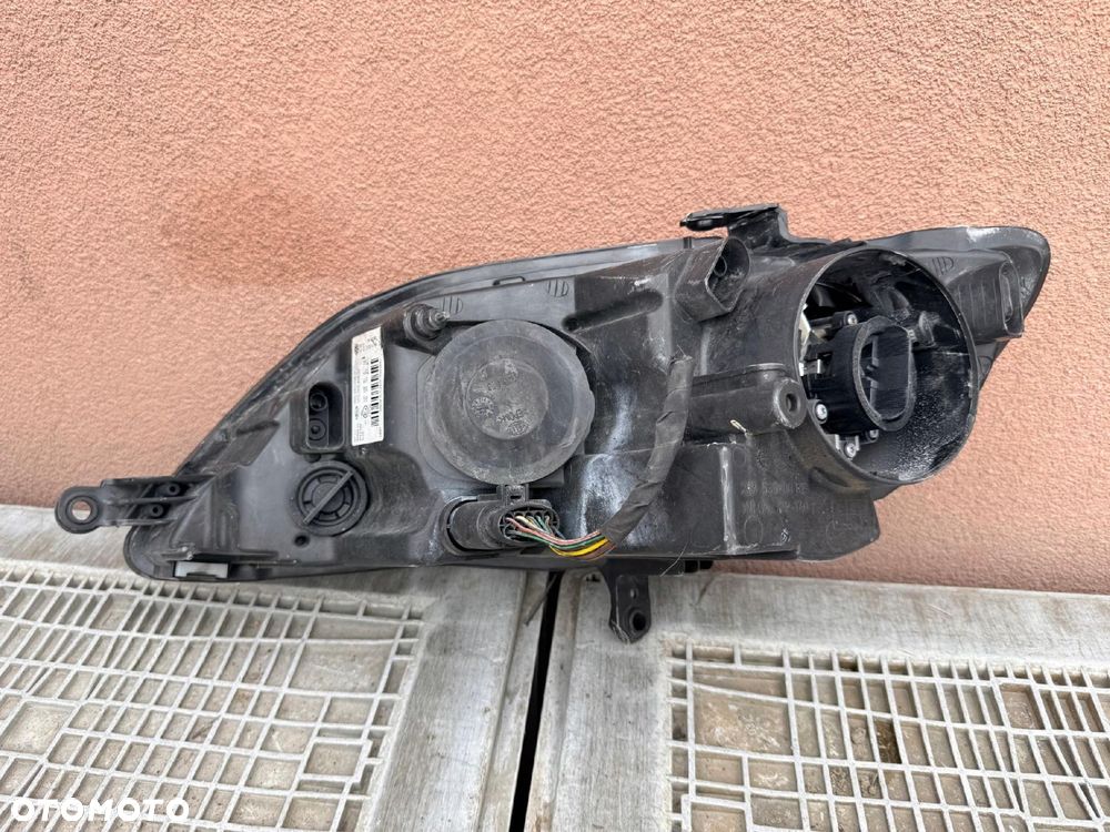 Lampa przednia VW GOLF 6 VI PLUS PRAWA EUROPA ORYGINALNA HELLA - 2