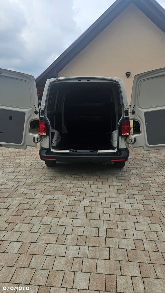 Volkswagen Transporter T6.1 7J0 - 16