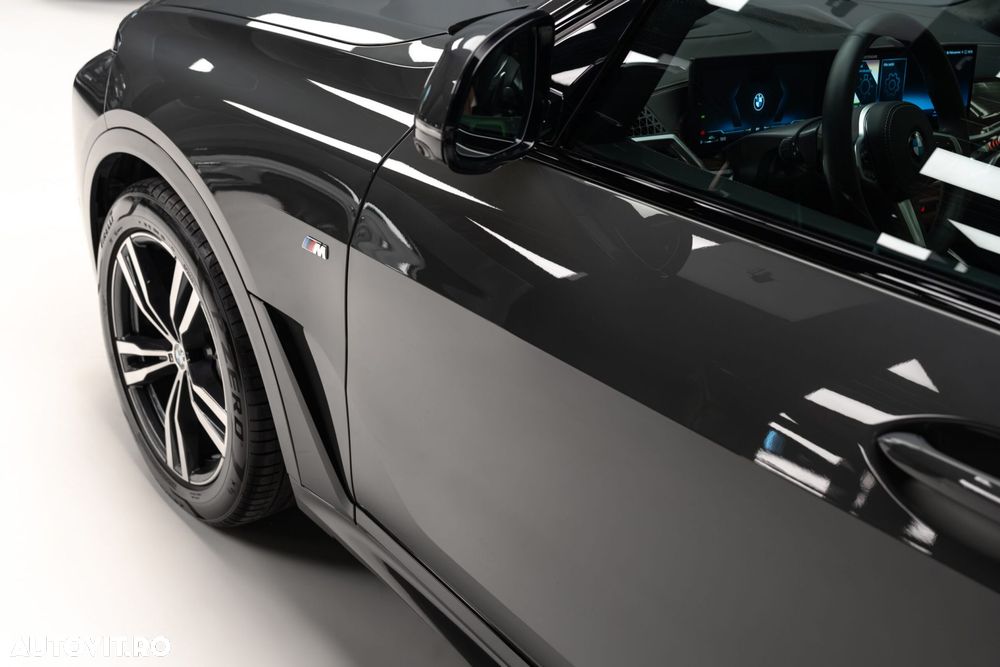 BMW X7 - 7