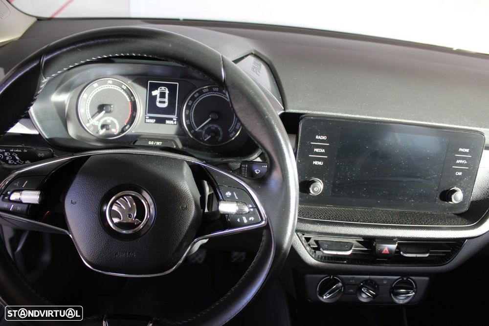 Skoda Fabia 1.0 MPI Ambition - 22