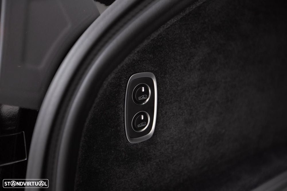 Aston Martin DBX 707 - 16