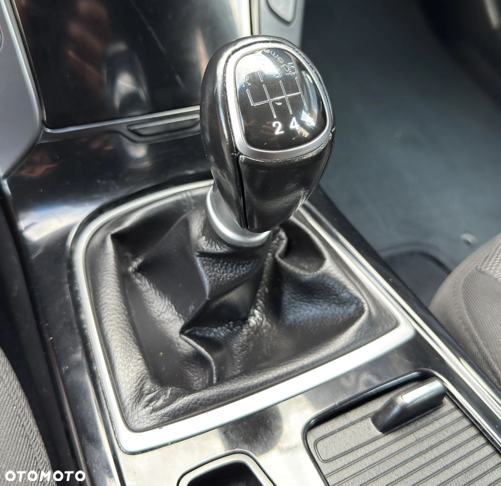 Hyundai i40 2.0 GDI Premium - 24