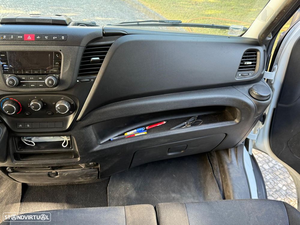 Iveco Daily 2.3 35C14 3750 CD - 11