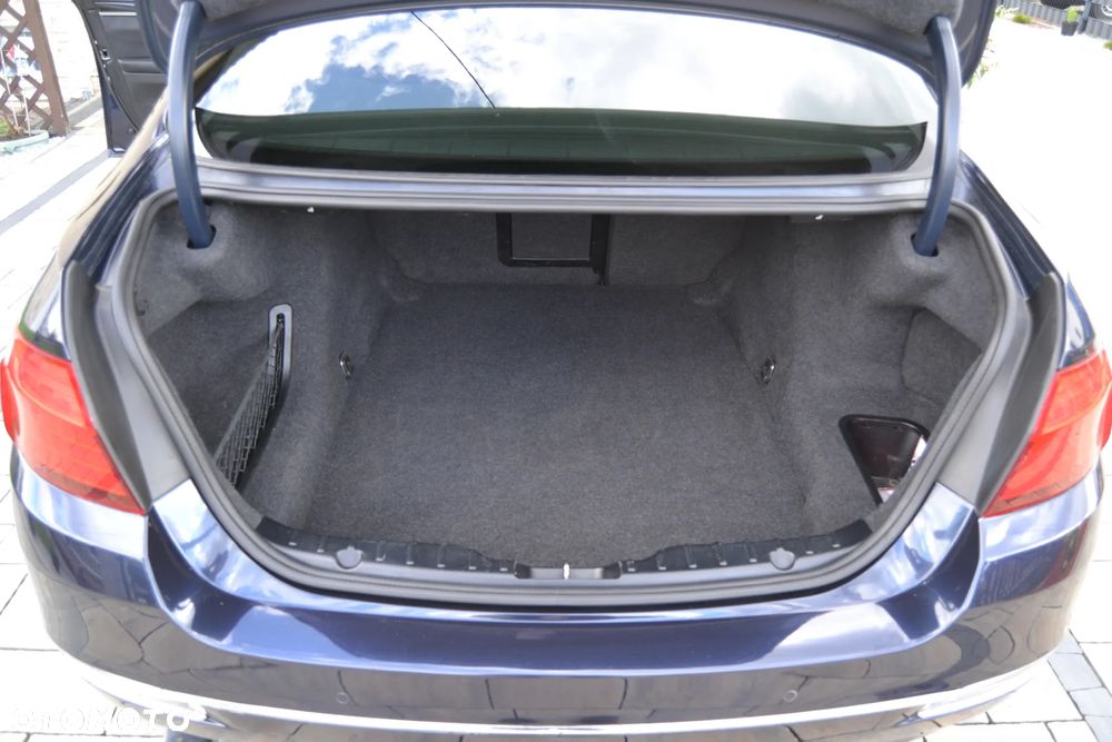 BMW Seria 5 530d - 28