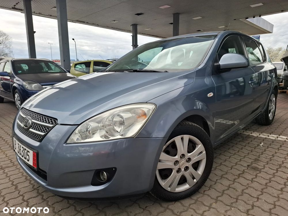 Kia Ceed Cee'd 1.4 Comfort - 24