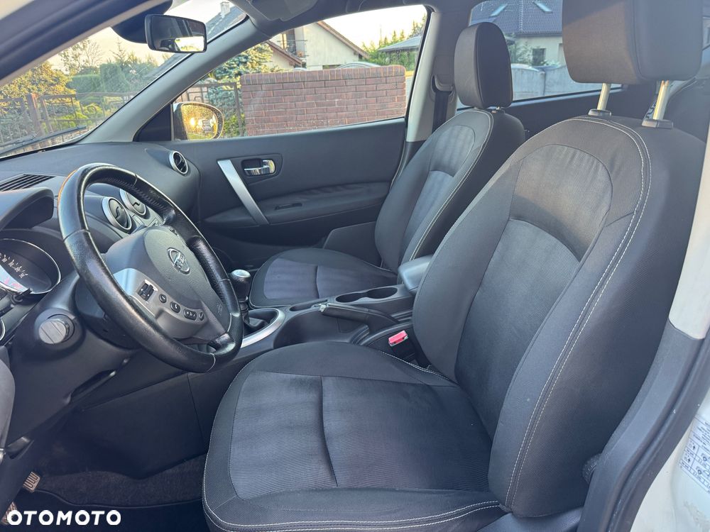 Nissan Qashqai 1.5 dCi N-Connecta - 13