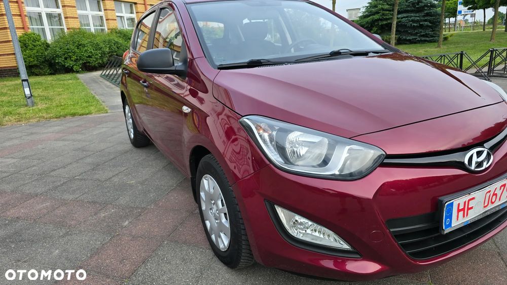 Hyundai i20 - 17