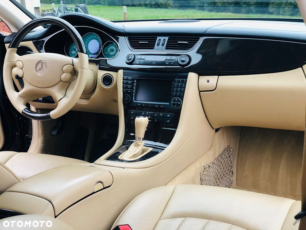 Mercedes-Benz CLS - 8