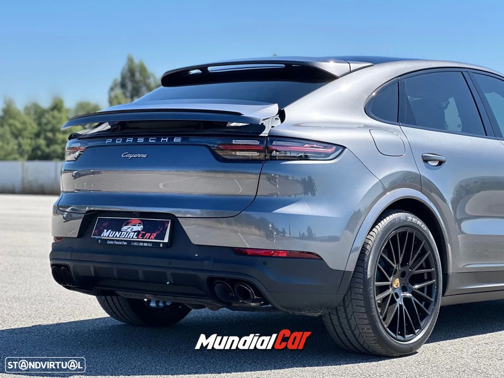 Porsche Cayenne Coupé E-Hybrid - 11