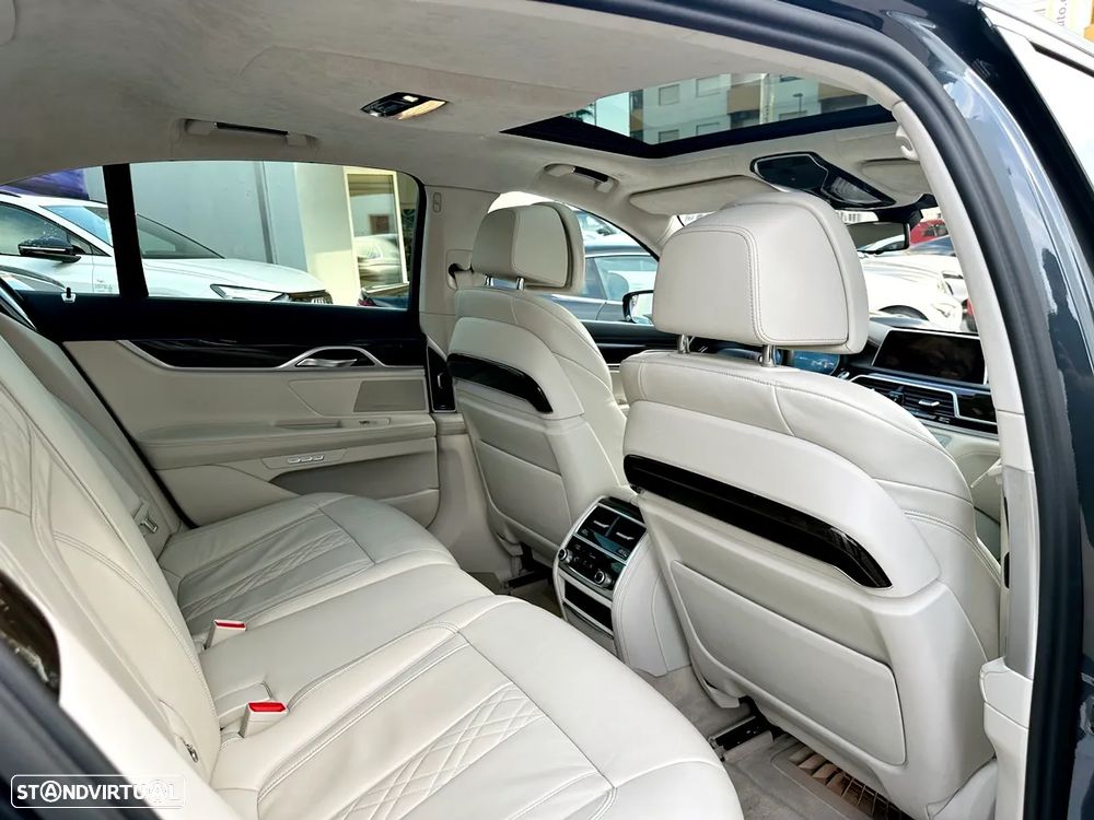 BMW 740 iH Active Hybrid - 33