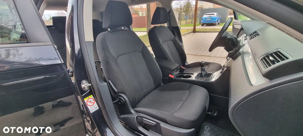 Volkswagen Passat 2.0 BlueTDI SCR Business Edition - 17