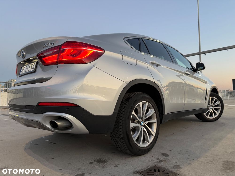 BMW X6 xDrive35i - 16