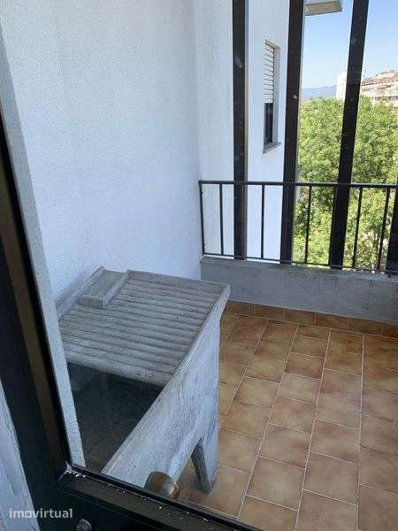 Apartamento T3 junto ao palacio do Gelo - Grande imagem: 5/12