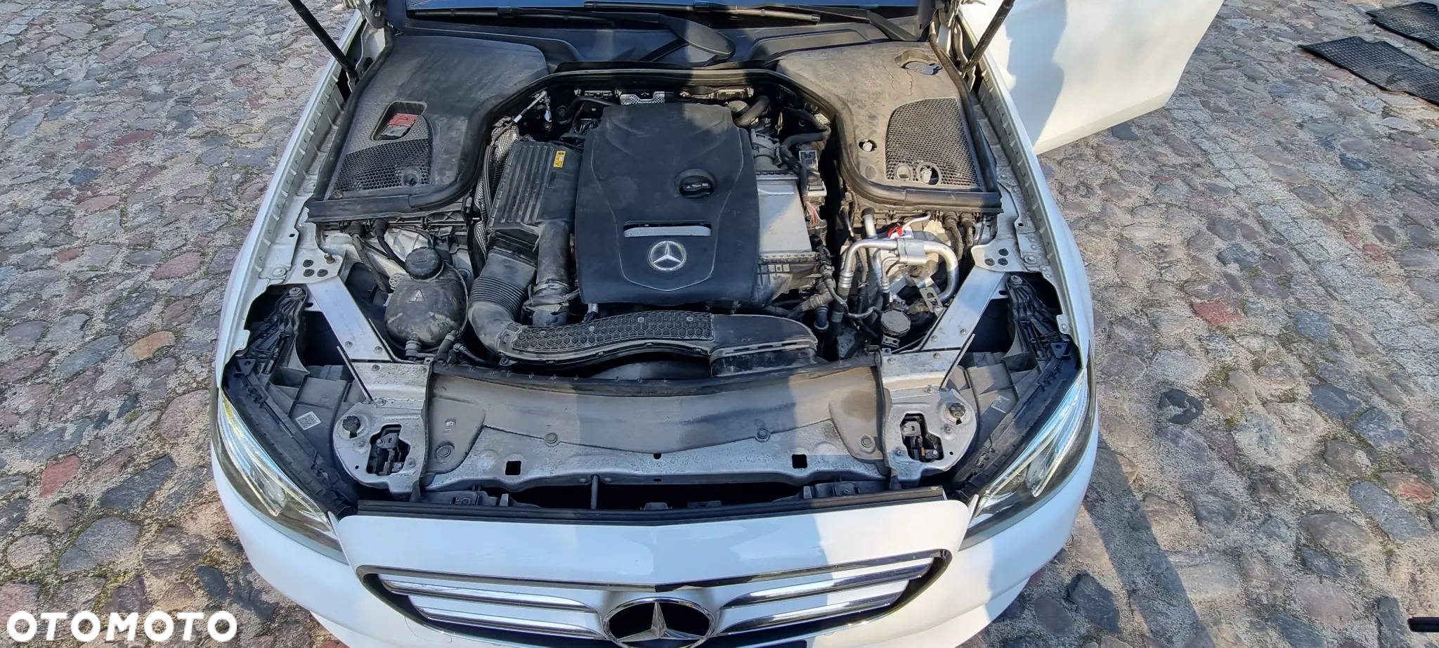 Mercedes-Benz Klasa E 200 9G-TRONIC - 18