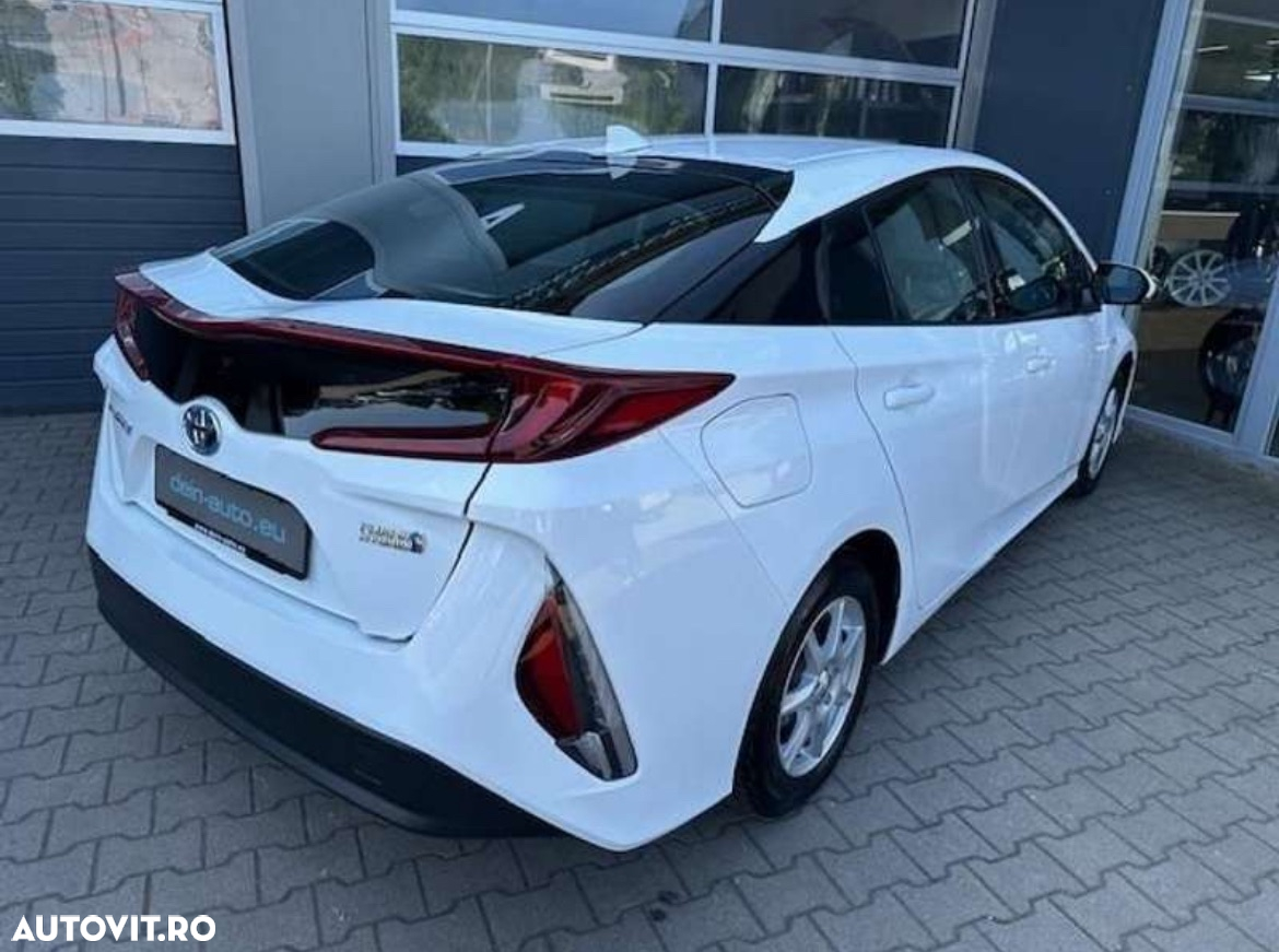 Toyota Prius Plug-in Hybrid Comfort - 6