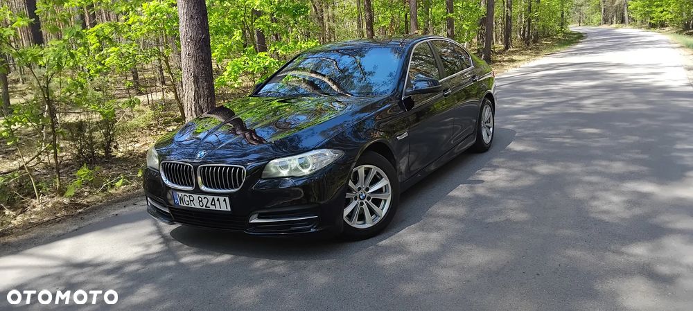 BMW Seria 5 520d xDrive - 5