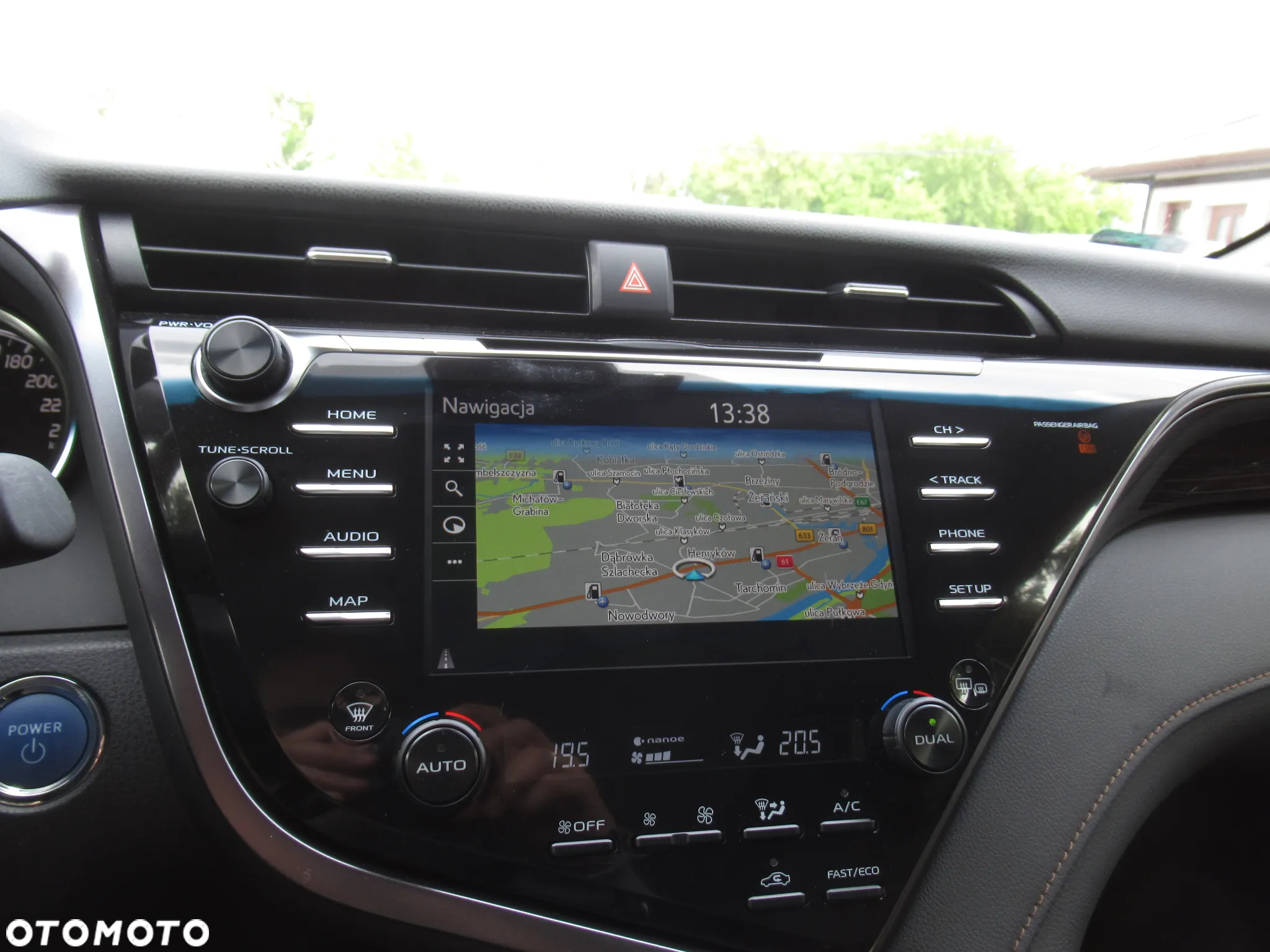 Toyota Camry 2.5 Hybrid Prestige CVT - 21