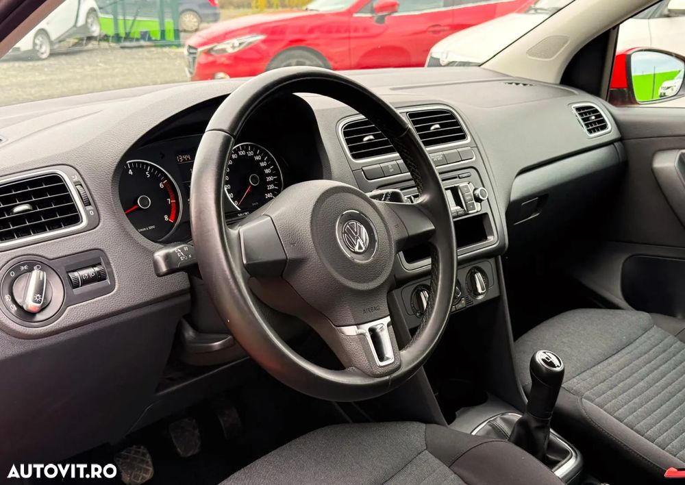 Volkswagen Polo - 7