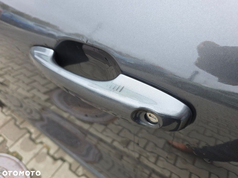 Ford Kuga - 11
