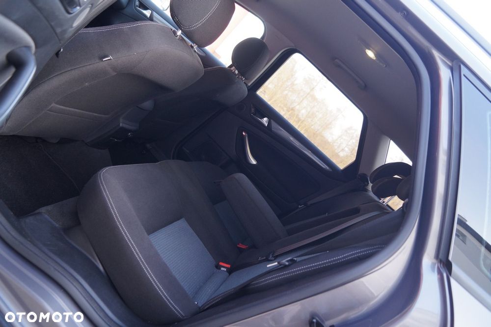 Ford Mondeo - 21