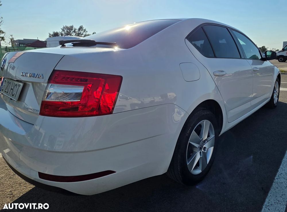 SKODA Octavia 2019 — imagine 4