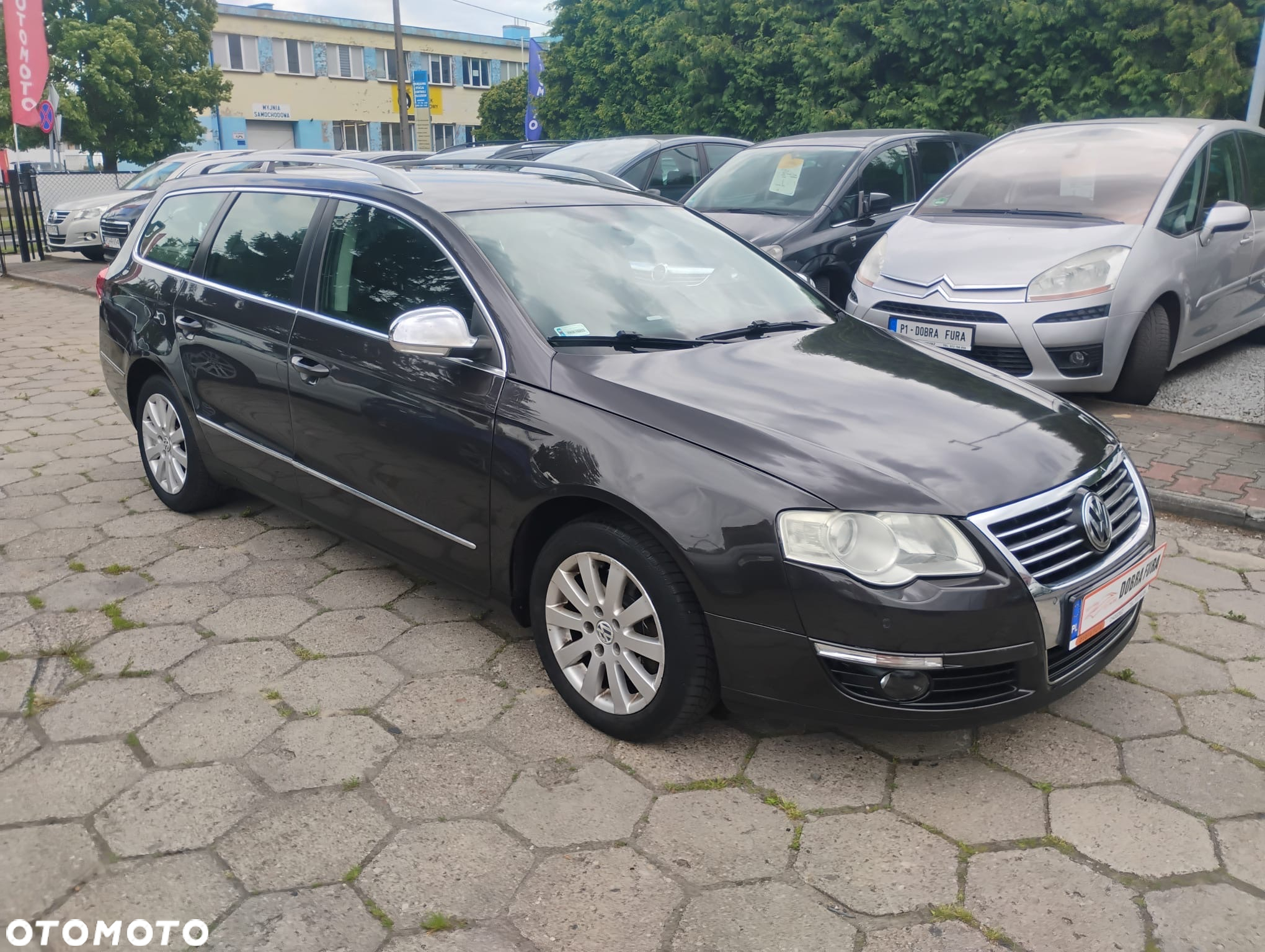 Volkswagen Passat 2.0 TDI Comfortline - 12