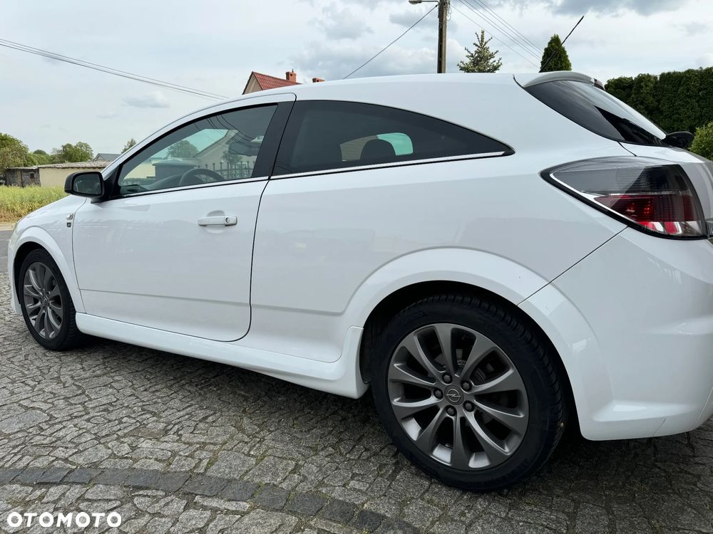 Opel Astra 1.6 Edition 111 Jahre - 8