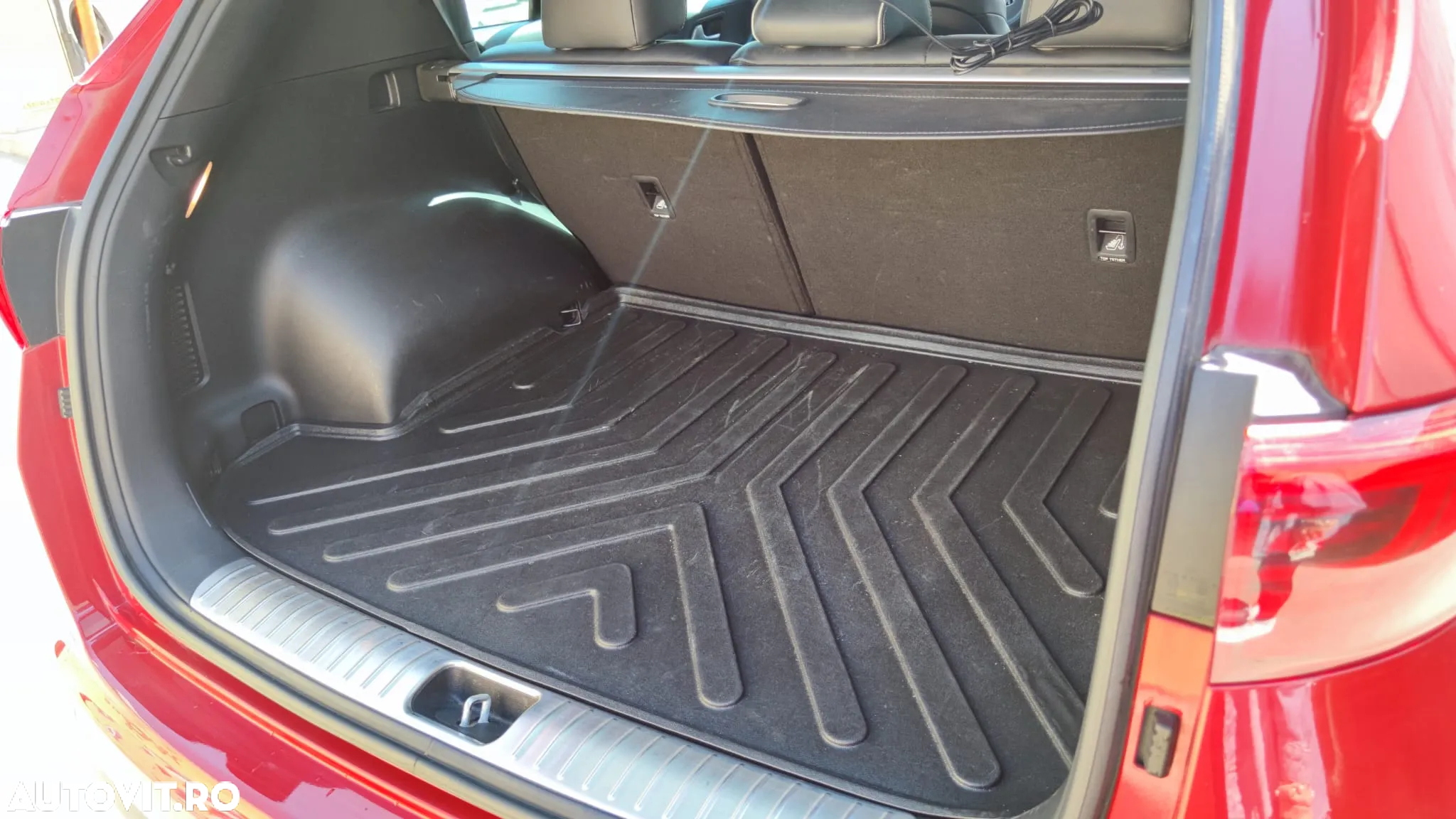 Kia Sportage 1.6 T-GDI 6MT 4x2 GT Line - 13