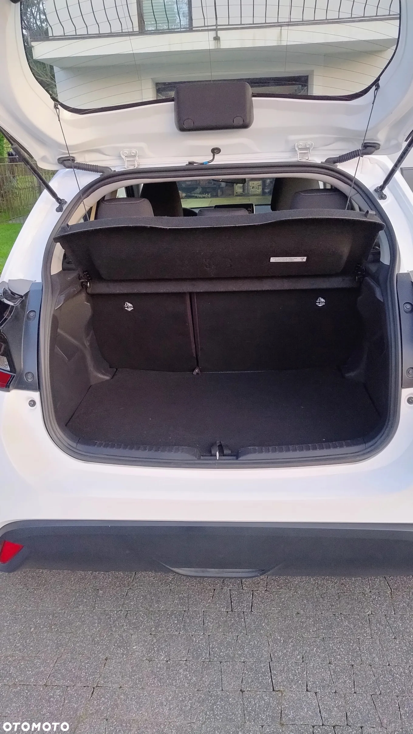 Toyota Yaris ver-1-5-comfort - 5