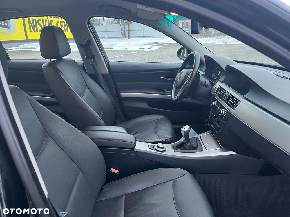 BMW Seria 3 320d - 11