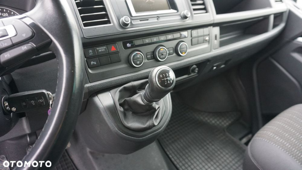 Volkswagen Caravelle 2.0 TDI L2 Highline - 18