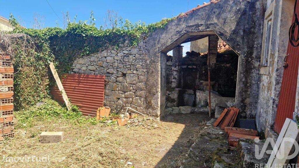 Casa / Villa T3 em Alqueidão da Serra de 234,00 m2 - Grande imagem: 3/25