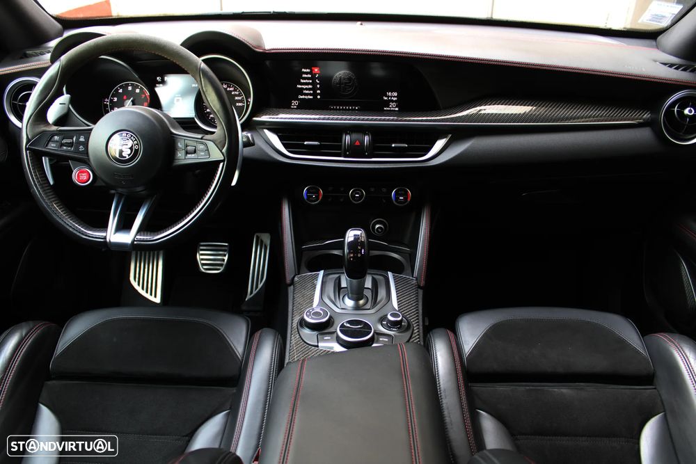 Alfa Romeo Stelvio V6 2.9 Bi-Turbo AT8-Q4 Quadrifoglio - 18