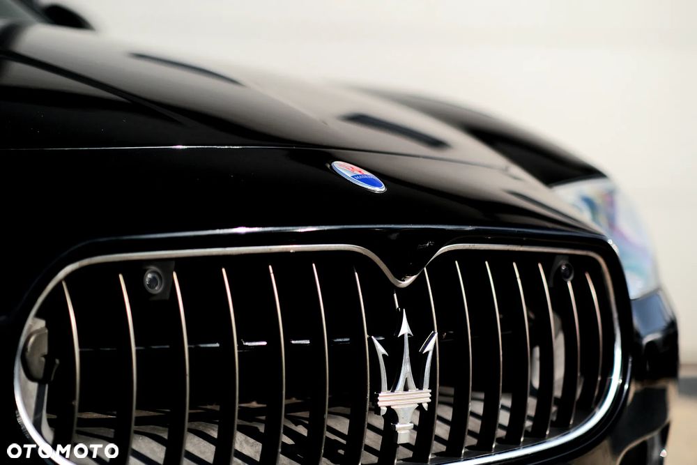 Maserati Quattroporte S - 8