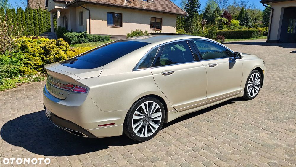 Lincoln MKZ - 10