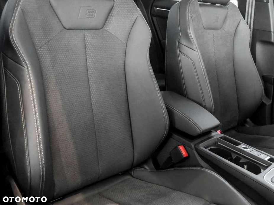 Audi Q3 Sportback - 5