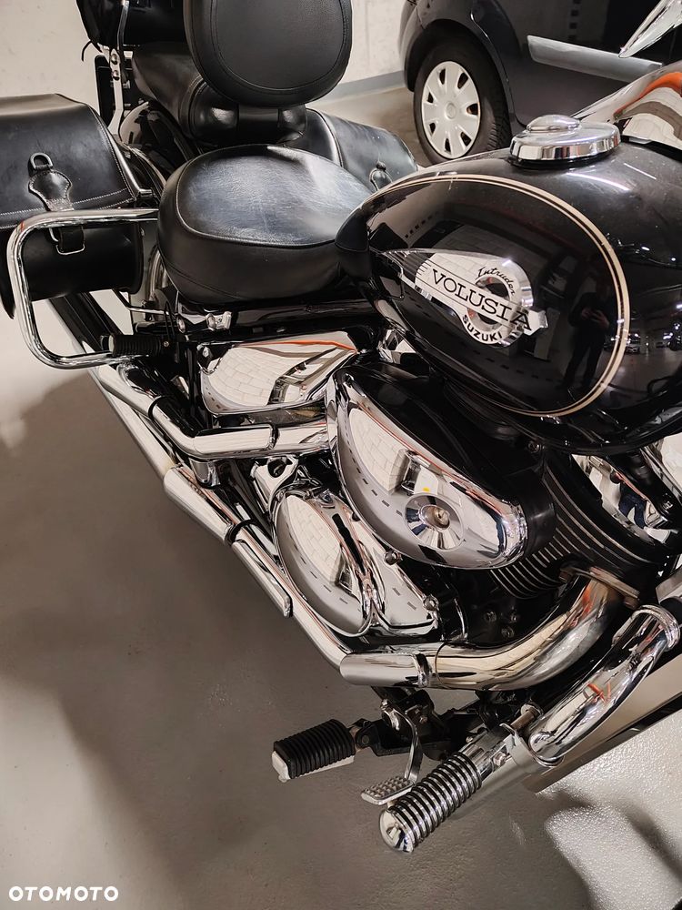 Suzuki VL 800 Volusia - 12