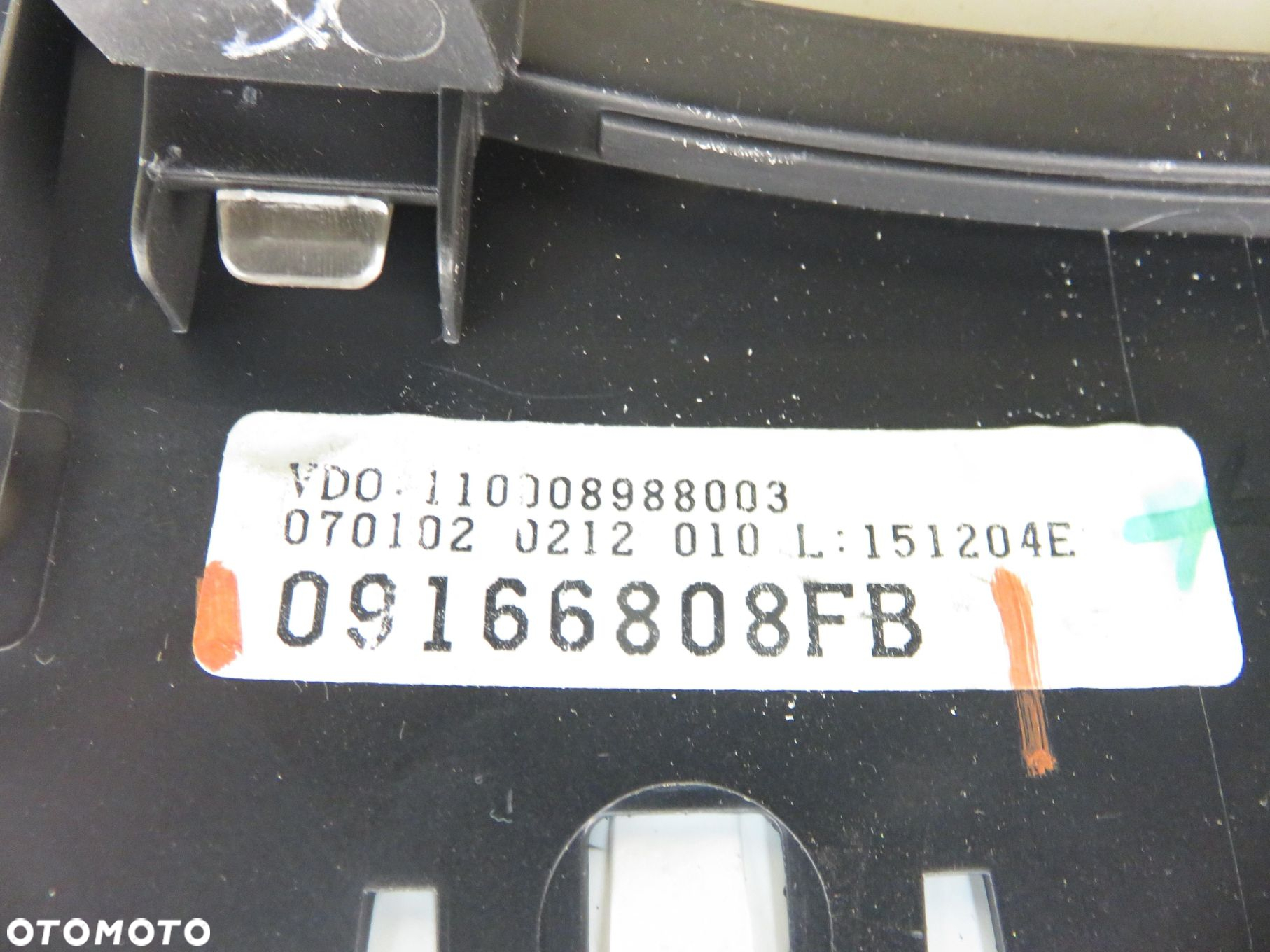 LICZNIK OPEL CORSA C (X01) 1.7 DI - Y 17 DTL 09166808FB - 3
