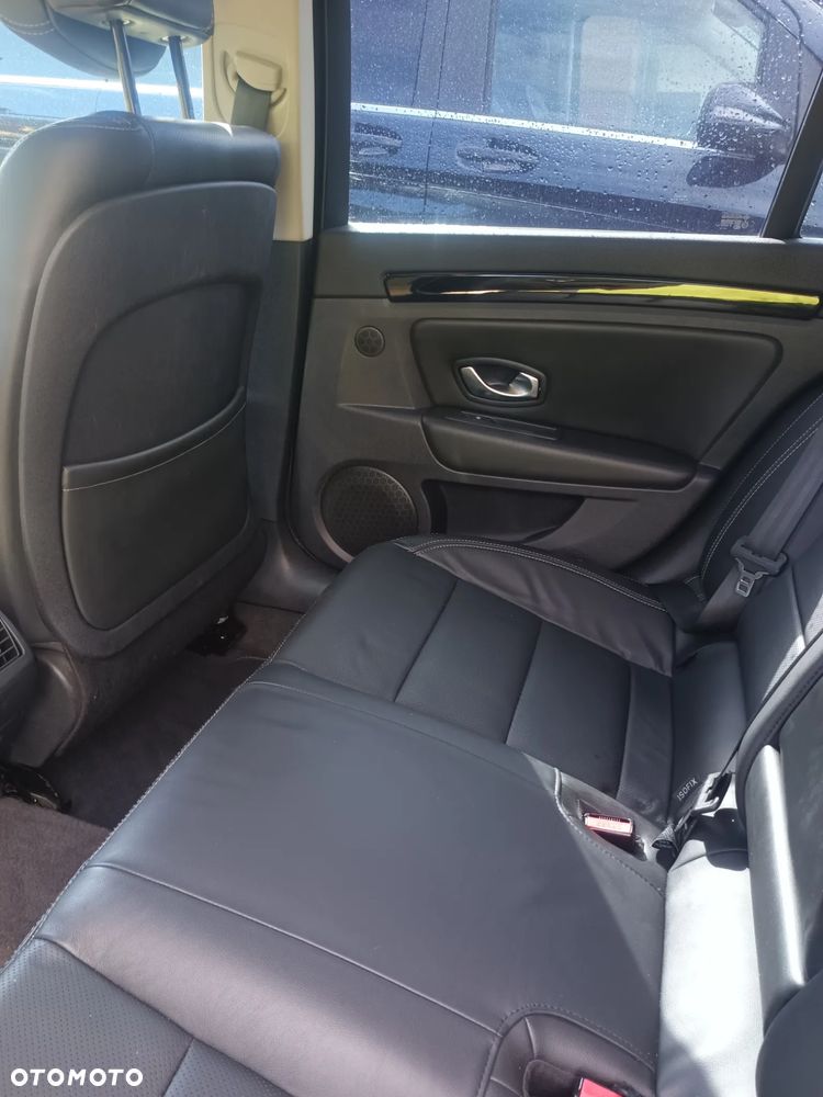 Renault Laguna 2.0 dCi Initiale - 21