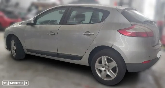RENAULT MÉGANE III PARA PEÇAS - 5