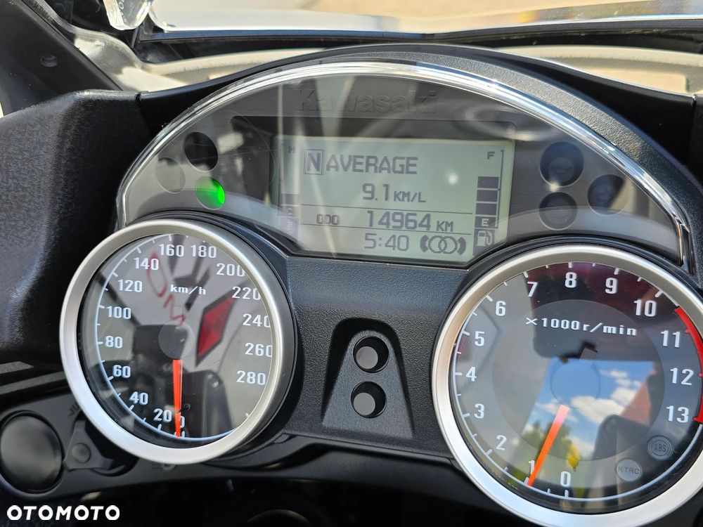 Kawasaki Concours - 5